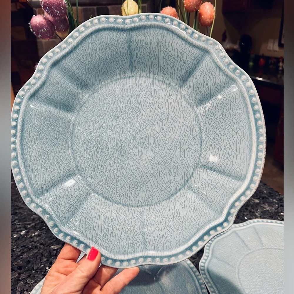 Pier 1 Pale Blue Scalloped Melamine Dinner Plates 10.5” - Set of 4